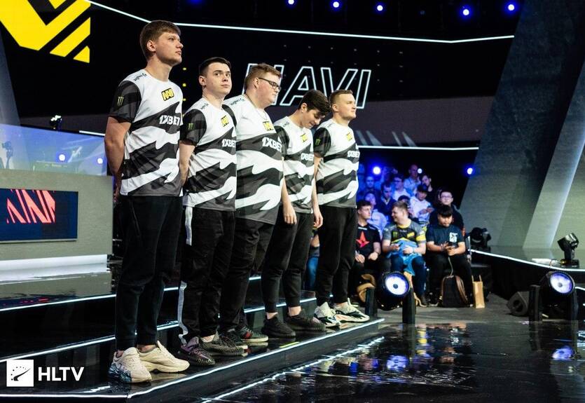NaVi - OG: онлайн-трансляция матча на ESL Pro League Season 12 NaVi - OG: онлайн-трансляция матча на ESL Pro League Season 12