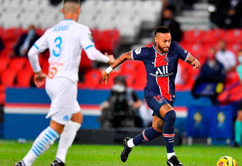 ПСЖ проиграл второй матч подряд, в конце арбитр удалил Неймара и еще четверых