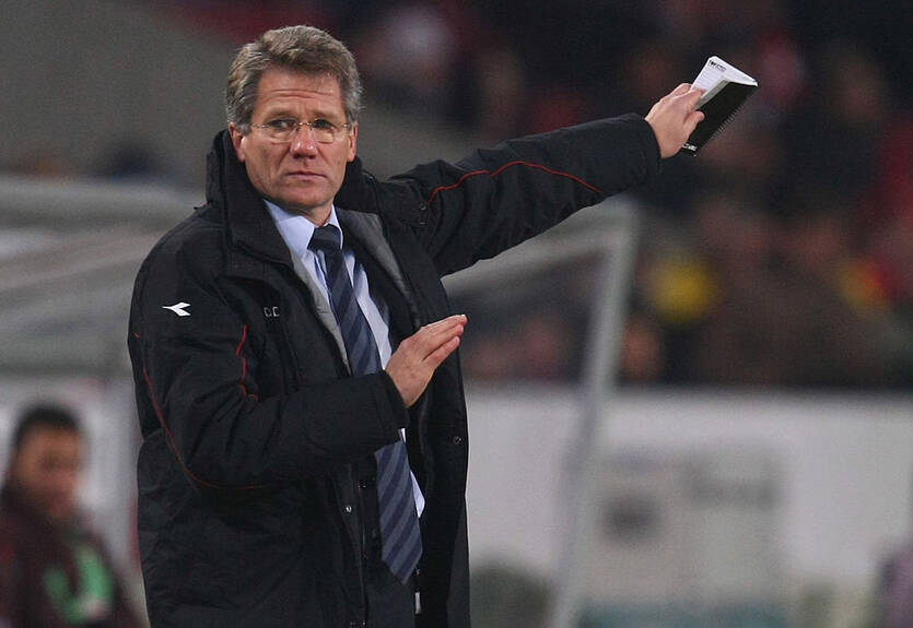 Гент назвал причину увольнения тренера после трех игр