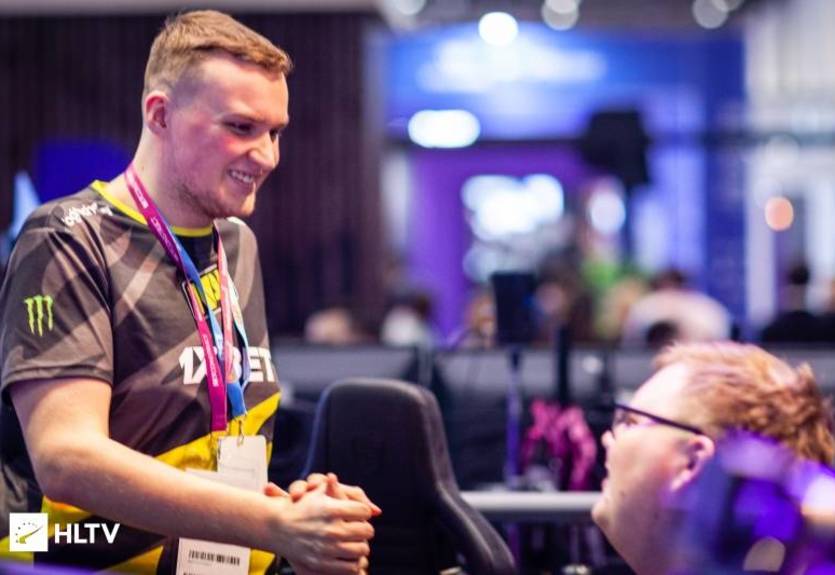 NaVi обыграли G2 и выиграли группу ESL Pro League Season 12