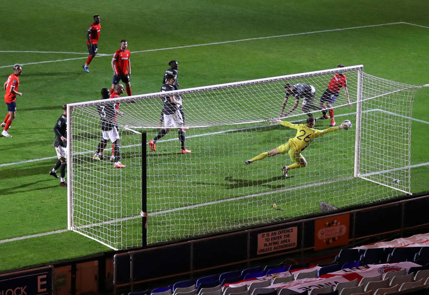 Лутон Таун – Манчестер Юнайтед 0:3 Видео голов и обзор матча Лутон Таун – Манчестер Юнайтед 0:3 Видео голов и обзор матча