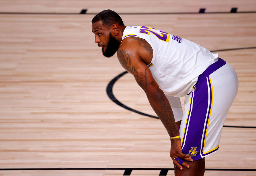 ЛеБрон рассказал, по чем он скучает в "пузыре" НБА ЛеБрон рассказал, по чем он скучает в "пузыре" НБА