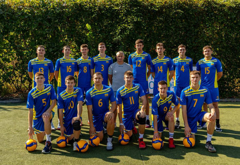 Сборную Украины по волейболу отстранили от чемпионата Европы за день до старта Сборную Украины по волейболу отстранили от чемпионата Европы за день до старта