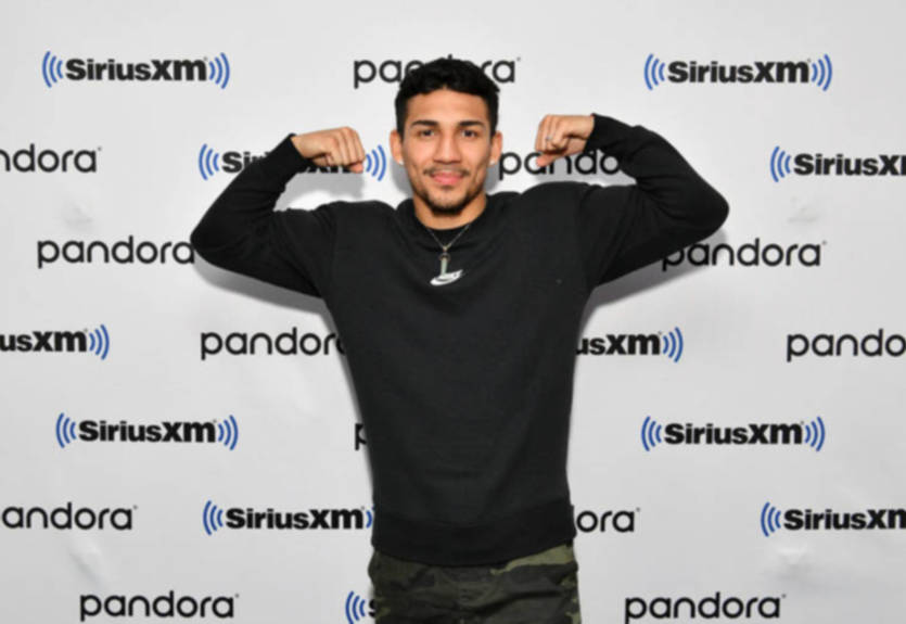 Лопес избил грушу с портретом Ломаченко Лопес избил грушу с портретом Ломаченко