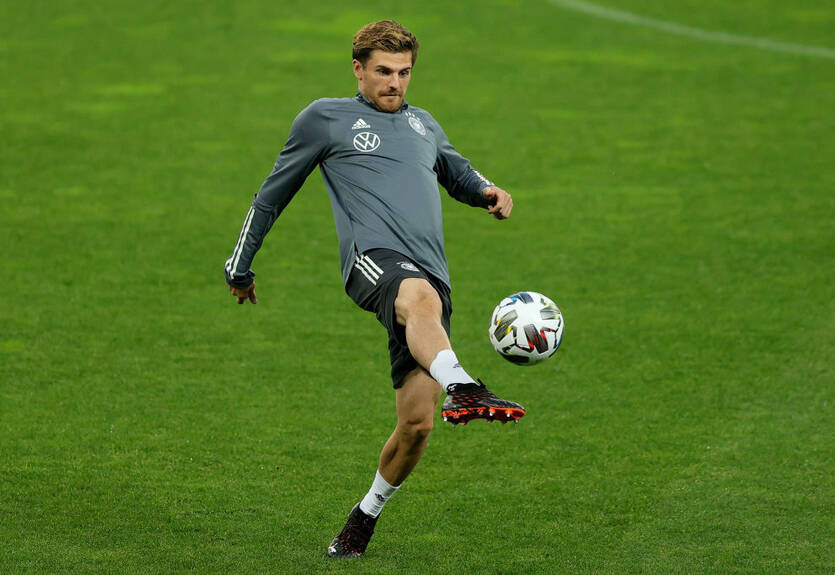 Полузащитник Германии: У нас огромная мотивация обыграть Украину