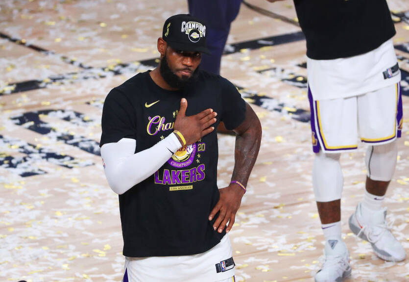 ЛеБрон трогательно обратился к Коби Брайанту