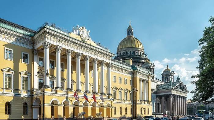 Гостиница в Санкт-Петербурге, в которой жил Куэрри