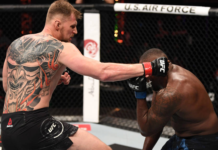 Волков - Харрис: видео нокаута на UFC 254 Волков - Харрис: видео нокаута на UFC 254