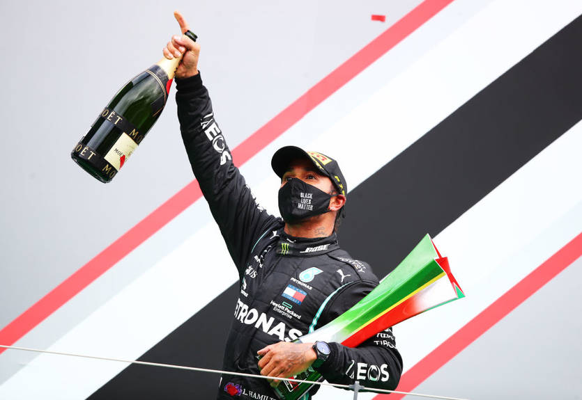 Хэмилтон - о рекорде по победам в Формуле-1: Я и представить не мог, что добьюсь такого успеха