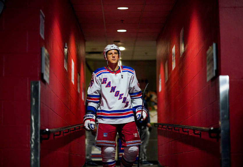 Рейнджерс подписали контракт со Строумом