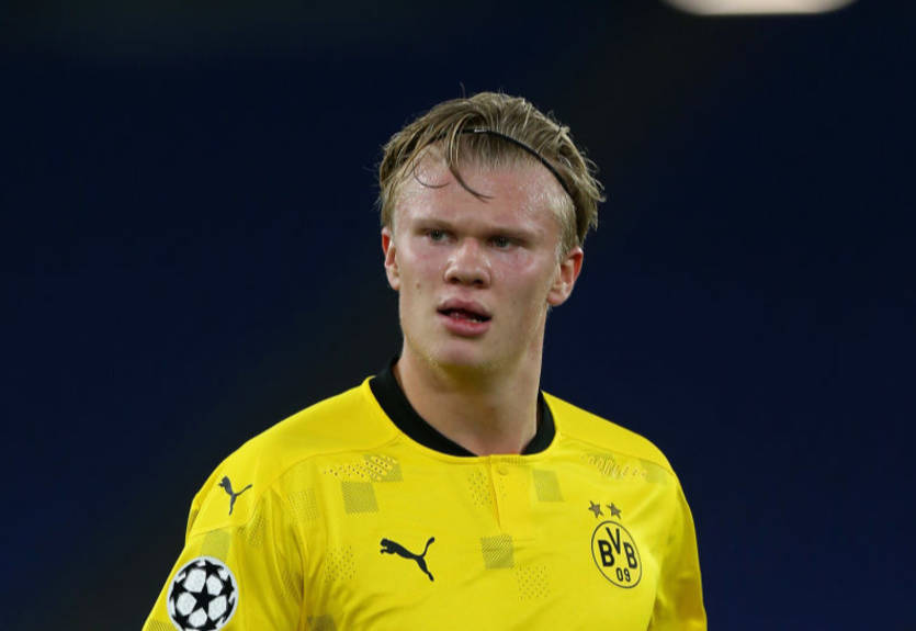 Стала известна сумма отступных за Холанда