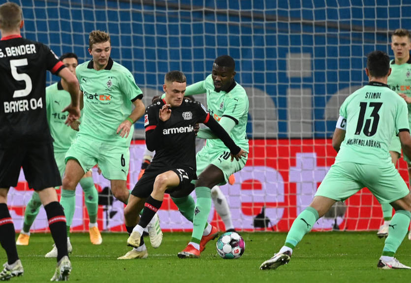 Боруссия М и Байер выдали феерический матч, забив семь голов на двоих