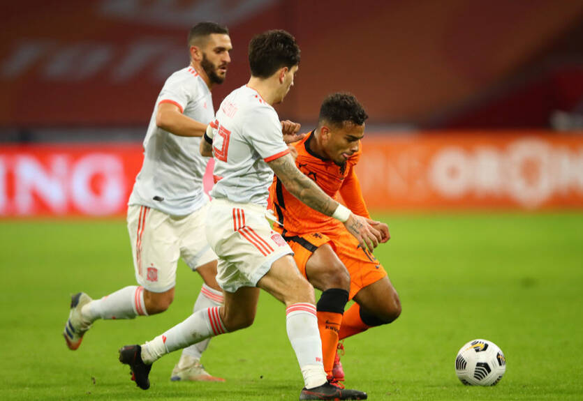 Нидерланды - Испания 1:1 Видео голов и обзор матча