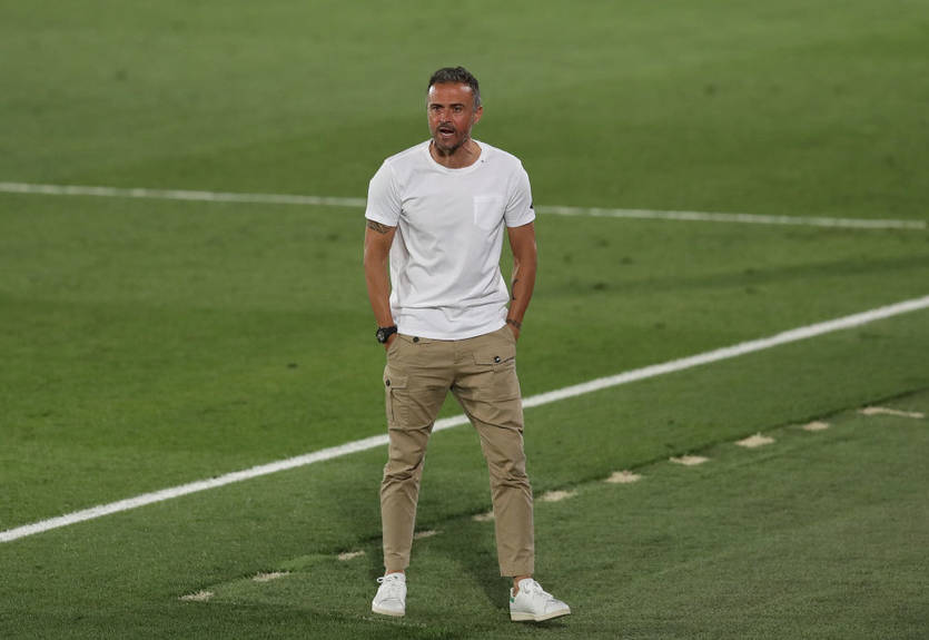 Луис Энрике: Достижение Рамоса невозможно ставить под сомнения Луис Энрике: Достижение Рамоса невозможно ставить под сомнения