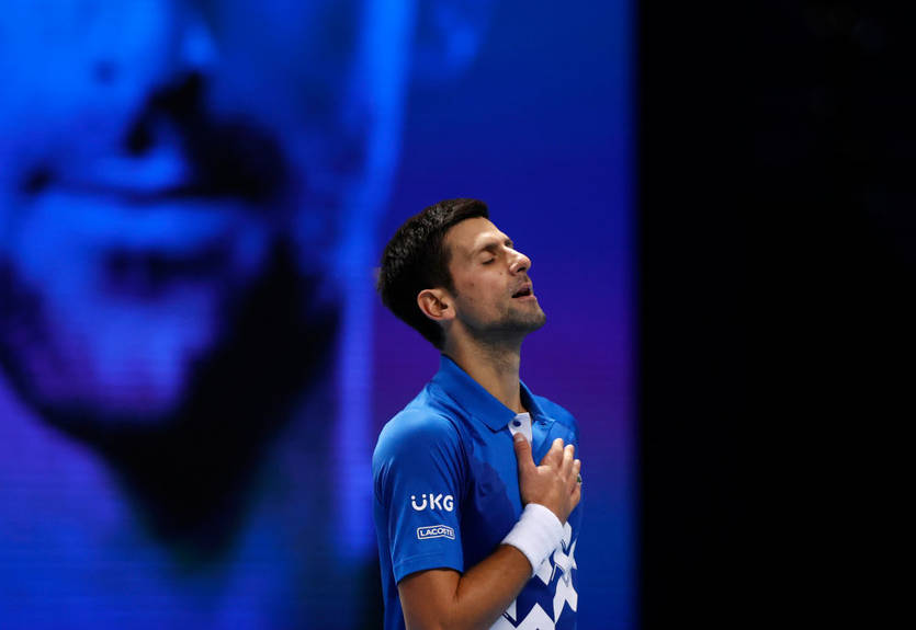 Джокович в девятый раз в истории вышел в полуфинал Итогового турнира