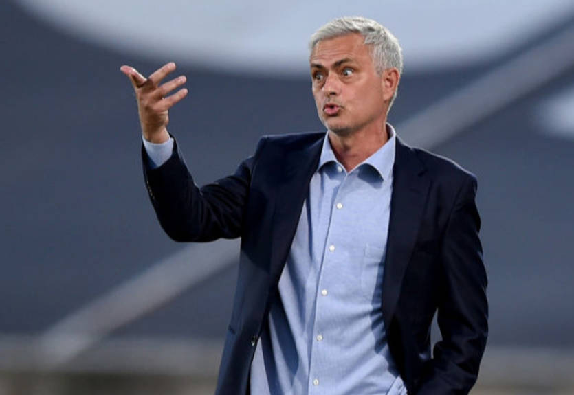 Моуринью: Тоттенхэм не будет бороться за чемпионский титул в АПЛ