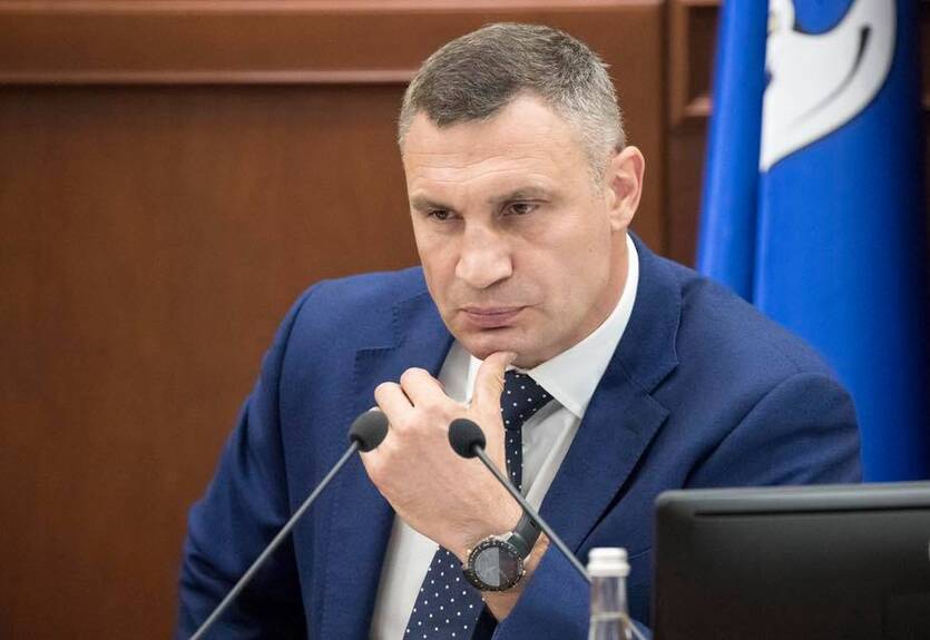 Виталий Кличко посетил матч Динамо - Барселона
