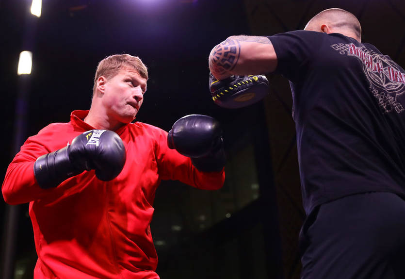 Лебедев: Коронавирус "долбанул" по Поветкину