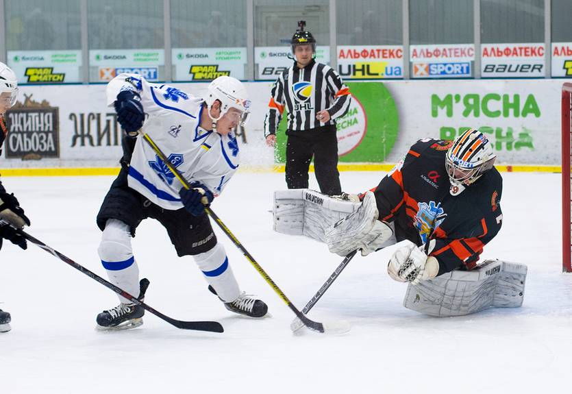 УХЛ: Белый Барс обыграл Ледяных Волков, Кременчуг уступил Соколу