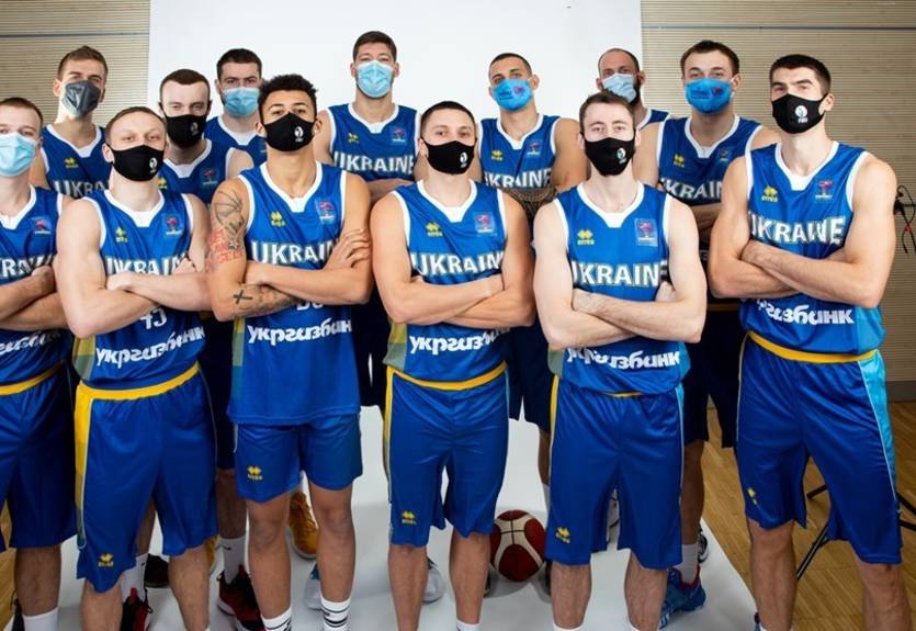 Состав сборной Украины на матч со Словенией