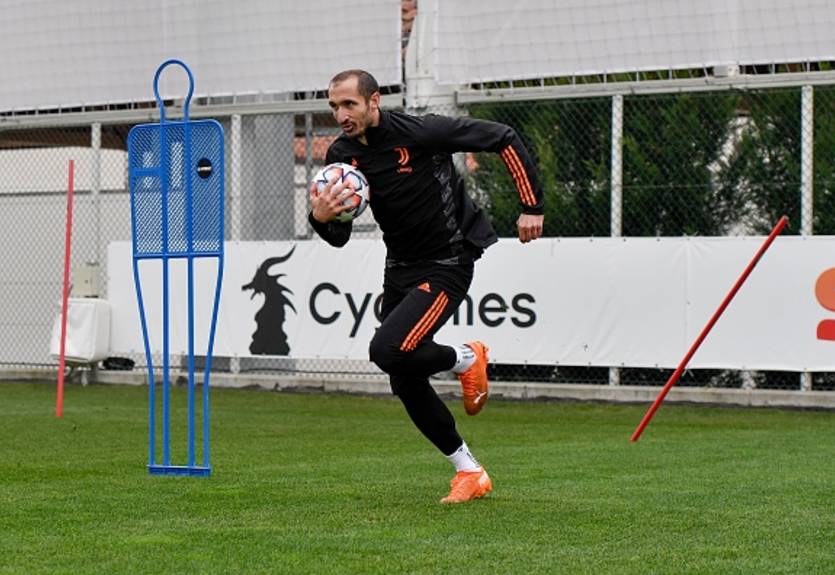 Кьеллини не сыграет против Динамо из-за травмы