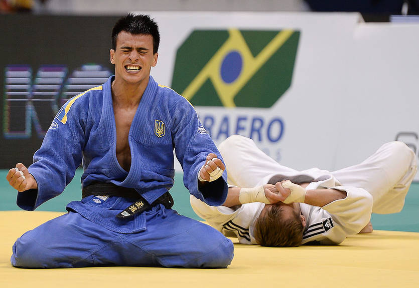 В Киеве сожгли автомобиль Зантараи - СМИ