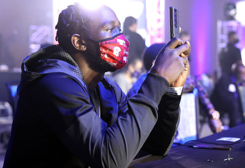 Теренс Кроуфорд удивил заявлением о переходе в дивизион Ломаченко