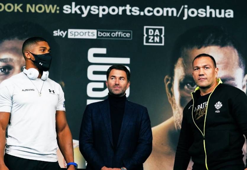 Джошуа и Пулев провели дуэль взглядов перед титульным боем