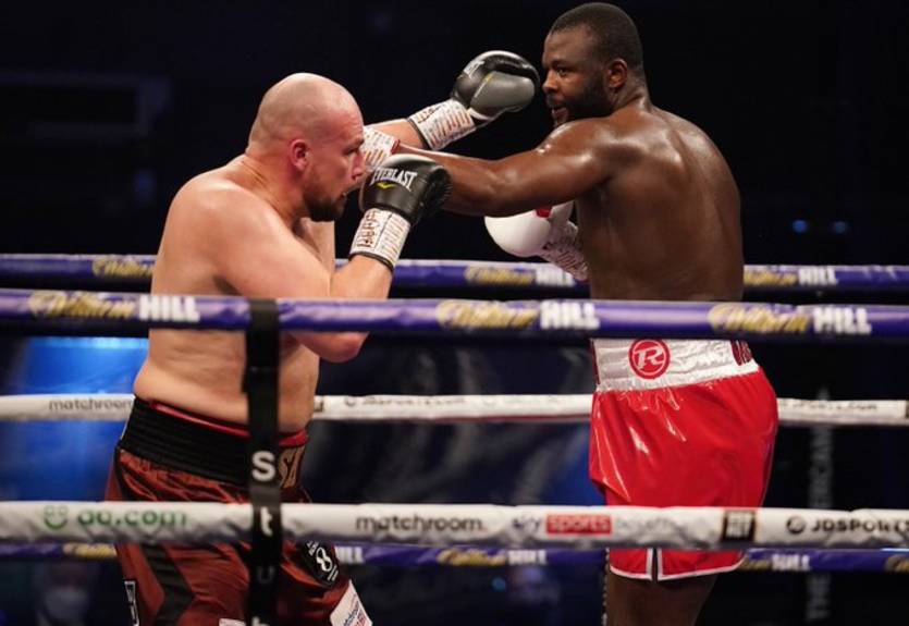 Россиянин Кузьмин уступил Баколе на разогреве у Джошуа с Пулевым