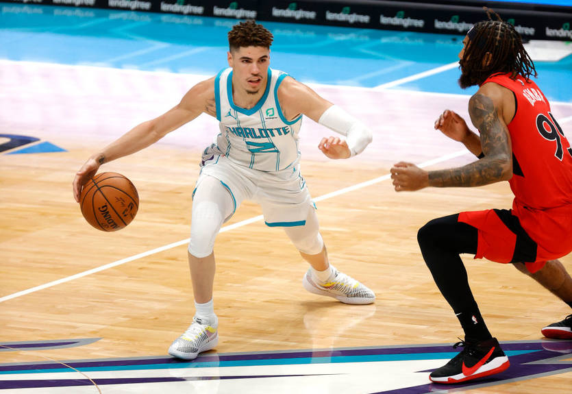 НБА: ЛаМело не набрал ни одного очка, Даллас обыграл Бакс в предсезонном матче