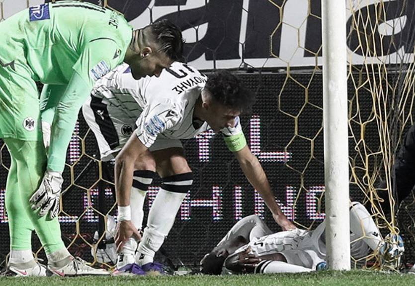 22-летний защитник Барселоны может завершить карьеру из-за травмы