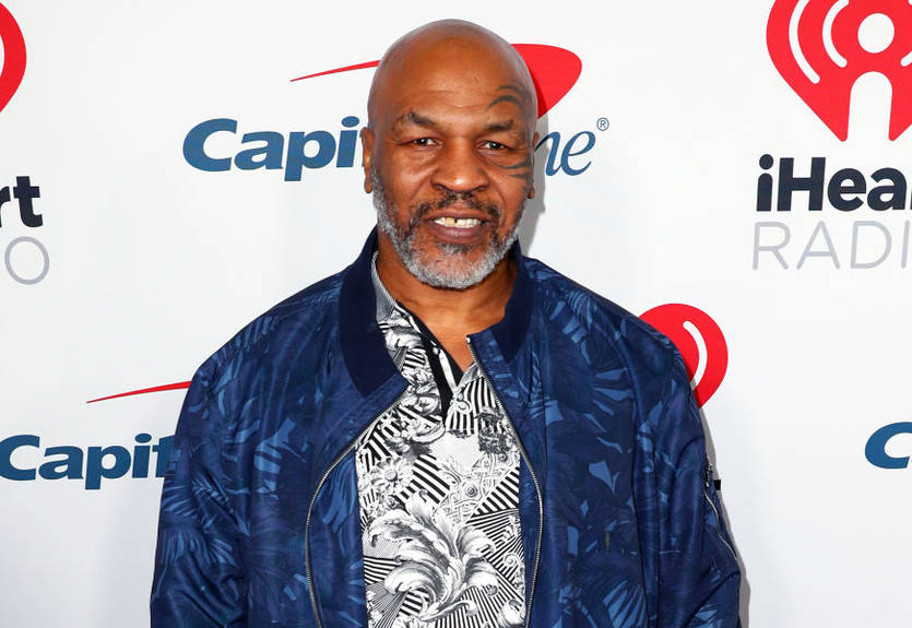 Майк Тайсон вернулся к тренировкам после боя с Джонсом Майк Тайсон вернулся к тренировкам после боя с Джонсом