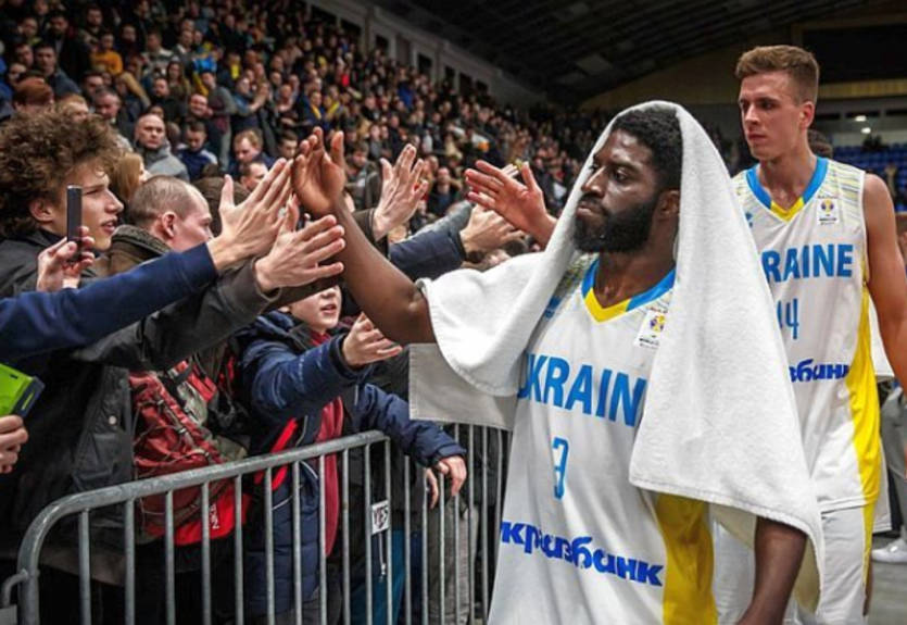 Днепр объявил о возвращении Пуха Джетера в Украину