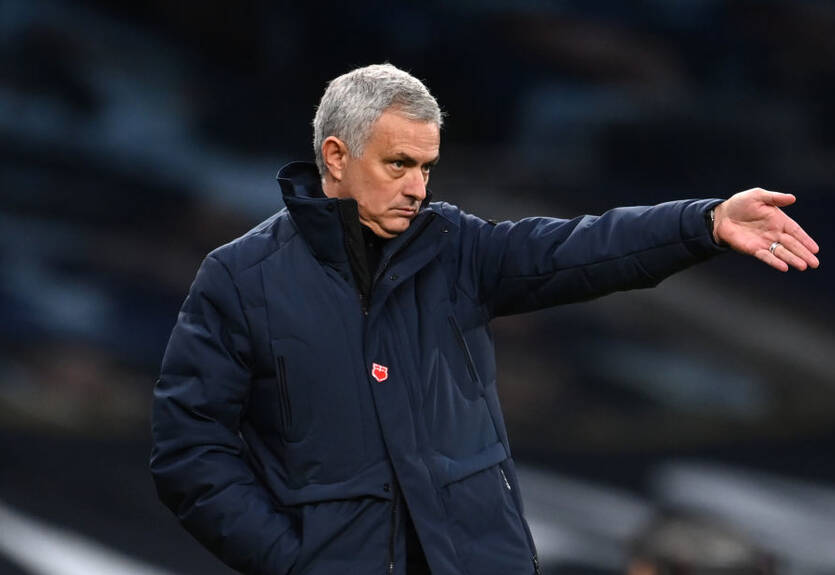 Моуринью жестко "прошелся" по руководству АПЛ