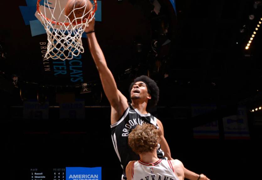 Данк Аллена через Гобера - лучший момент дня в НБА