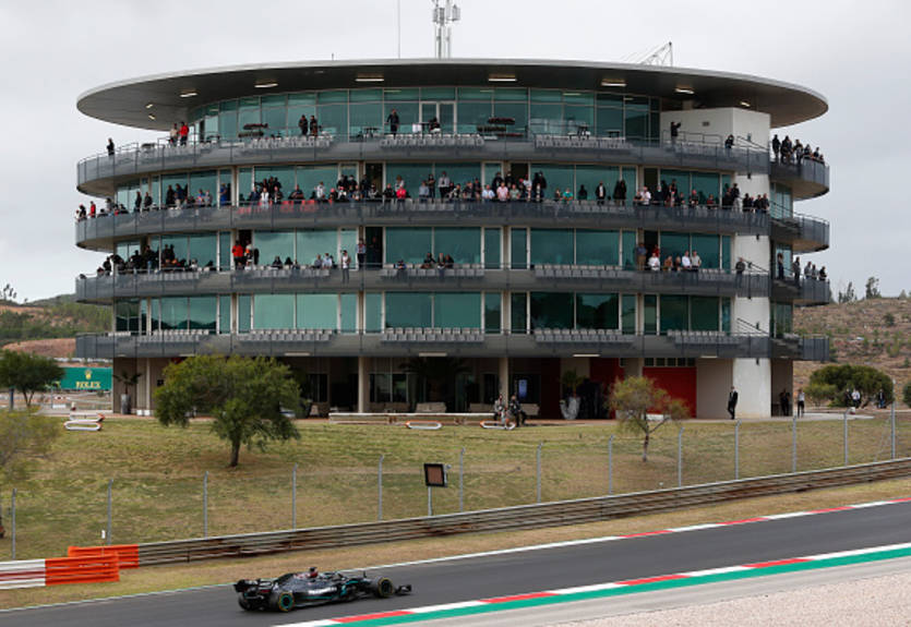 Формула-1 рассматривает вариант с проведением гонок в Имоле и Португалии