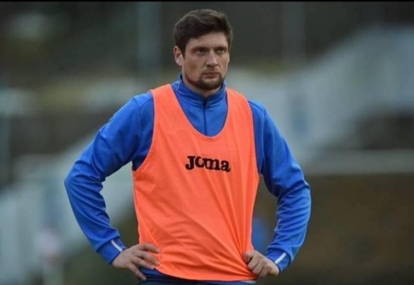 "Никогда не сдавайся": Селезнев провел тренировку в октагоне