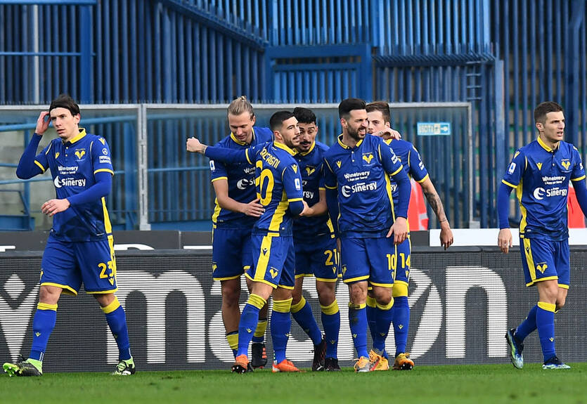 Верона - Наполи 3:1 Видео голов и обзор матча