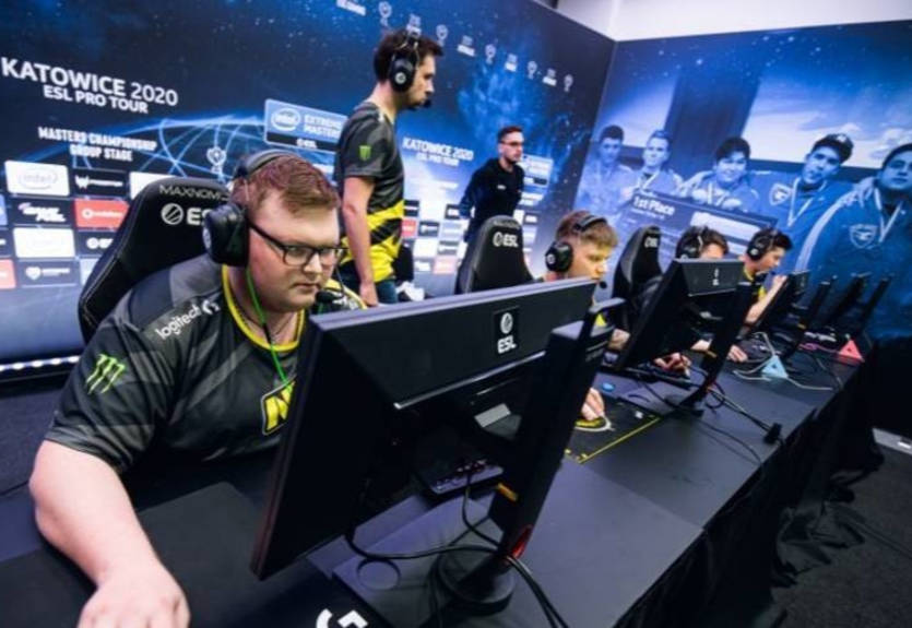 NaVi вышли в гранд-финал BLAST Premier: Global Final 2020 NaVi вышли в гранд-финал BLAST Premier: Global Final 2020