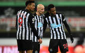 АПЛ: Ньюкасл в меньшинстве удержал победу над Саутгемптоном