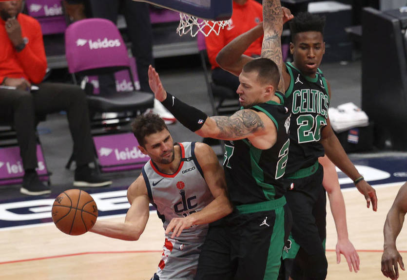 Вашингтон Леня обыграл Бостон в матче НБА