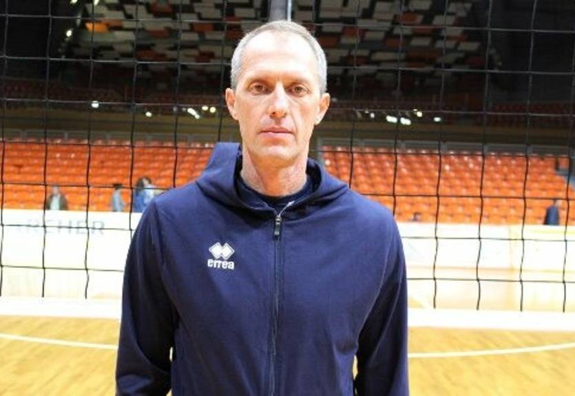 Женскую сборную Украины по волейболу возглавил болгарский тренер