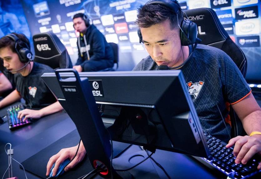 Virtus.pro поднялась на третье место в рейтинге HLTV.org, NaVi остались на втором