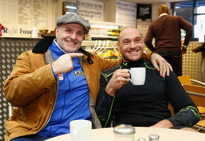 Отец Фьюри: Только Тайсон может победить Джошуа