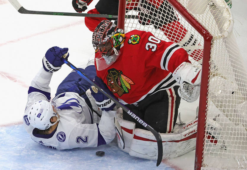 НХЛ: Чикаго по буллитам обыграл Тампу, Аризона крупно уступила Миннесоте НХЛ: Чикаго по буллитам обыграл Тампу, Аризона крупно уступила Миннесоте