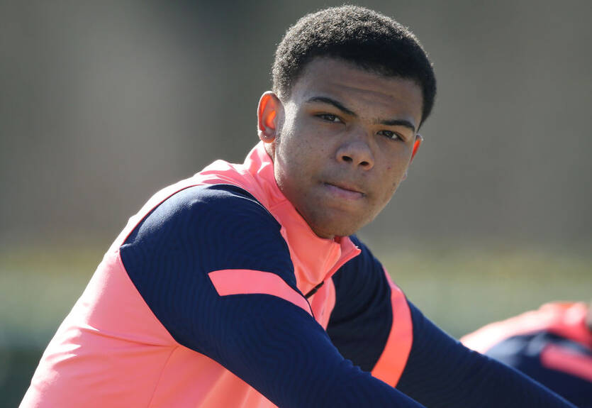 Тоттенхэм показал старое фото своего вундеркинда с Гаретом Бэйлом