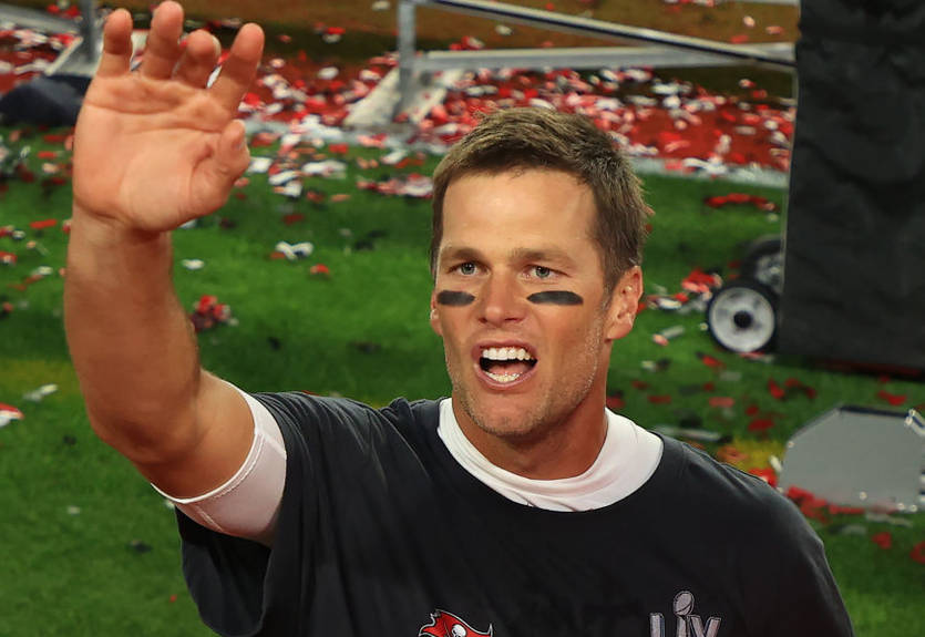 Тампа-Бэй договорилась о продлении контракта с Томом Брэди