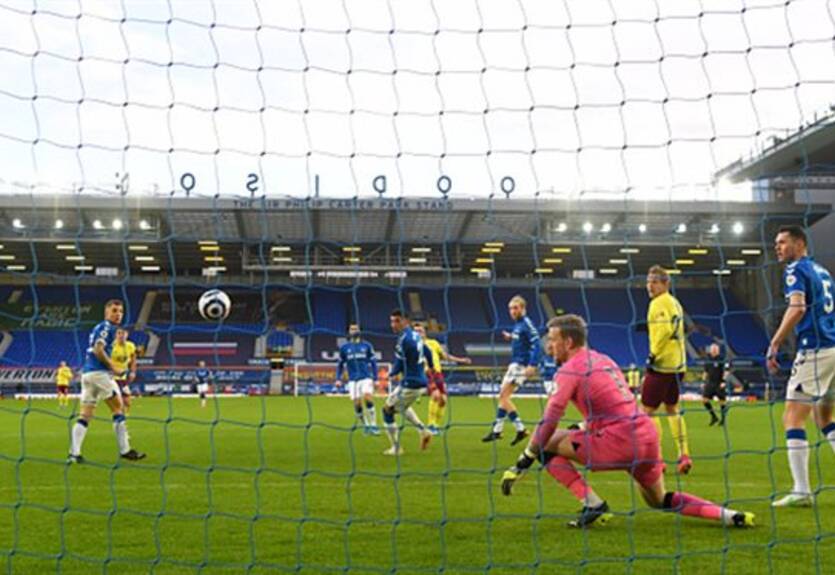 Эвертон - Бернли 1:2 видео голов и обзор матча