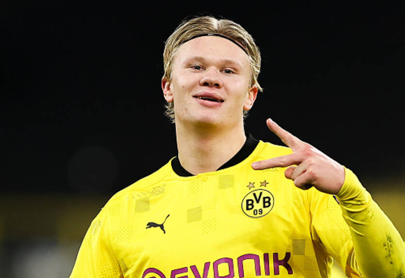 Боруссия Д выставила впечатляющий ценник на Холанда