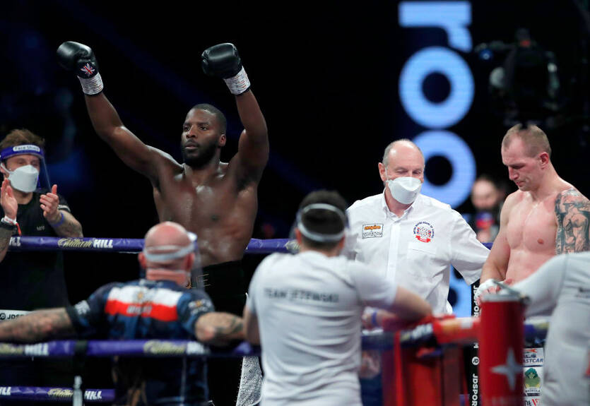 Околи рассказал, что ему пообещал Хирн за победу над Гловацки Околи рассказал, что ему пообещал Хирн за победу над Гловацки